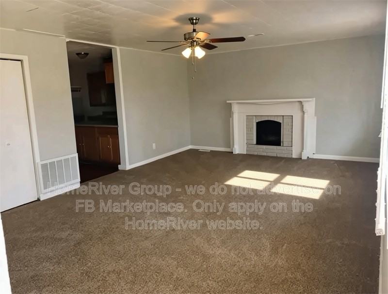 127 Donald St - Photo 2 of 12