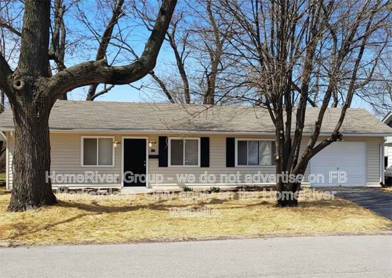 127 Donald St - Photo 7 of 12