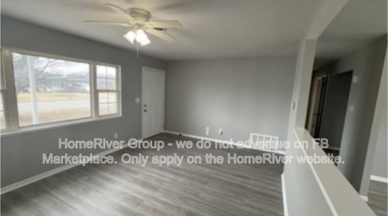 506 Saint Nicholas Dr - Photo 3 of 8