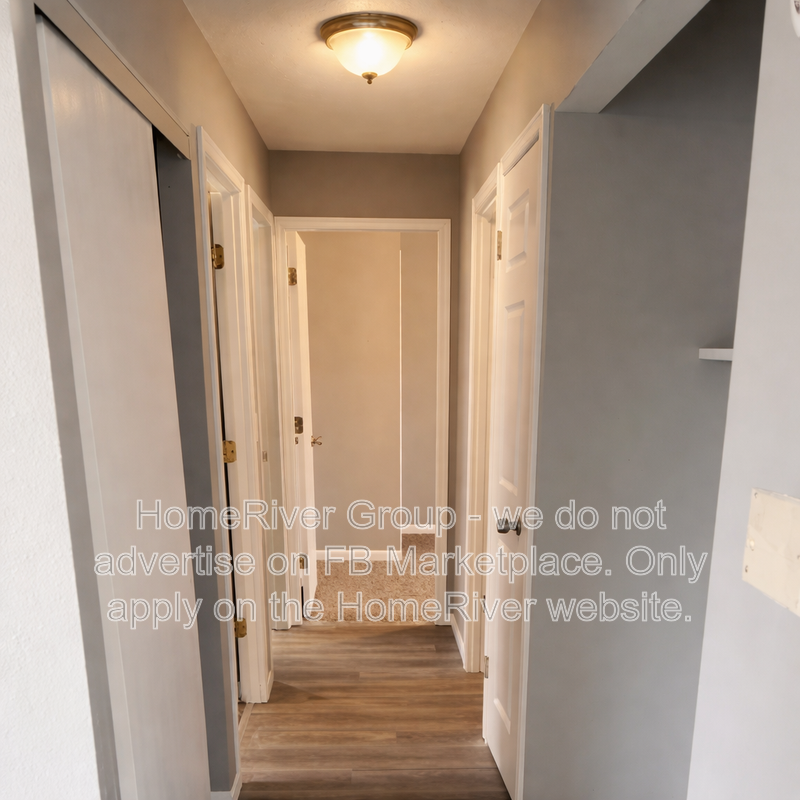 506 Saint Nicholas Dr - Photo 5 of 8