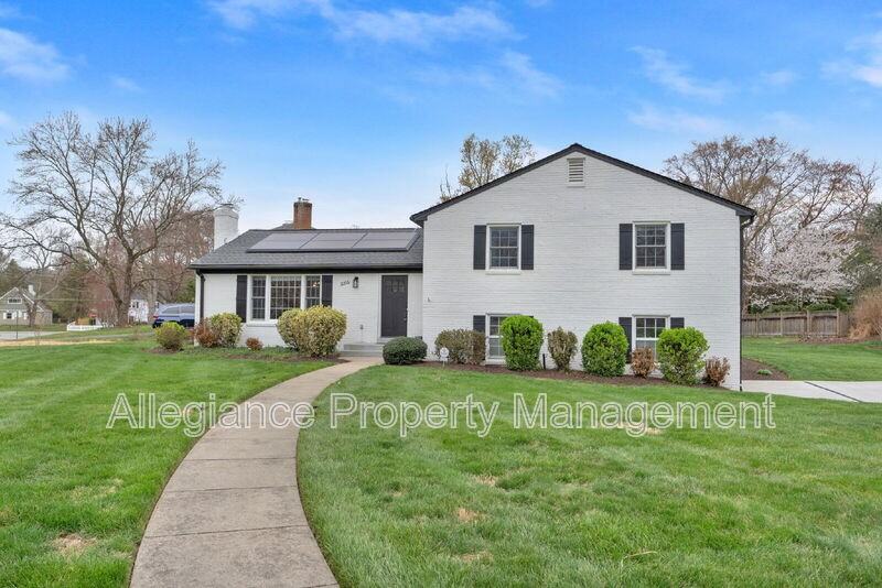 2215 Lida Ct - Photo 2 of 42