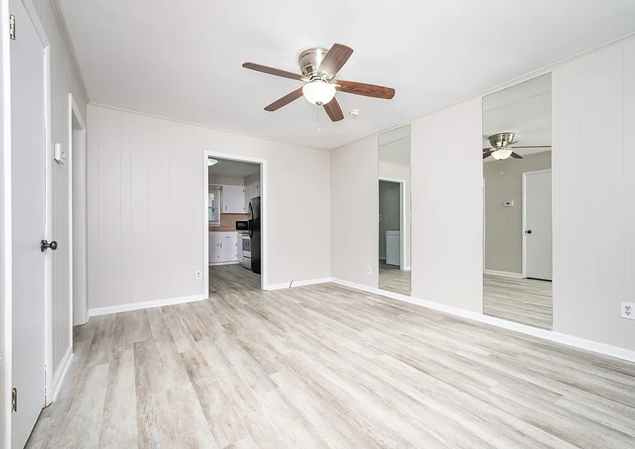 2 Bedroom Units - Photo 2 of 6