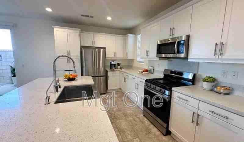 124 Citron Ct - Photo 3 of 29