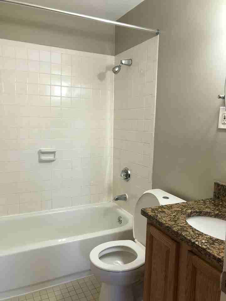 150 Saint Botolph St #32 - Photo 5 of 8