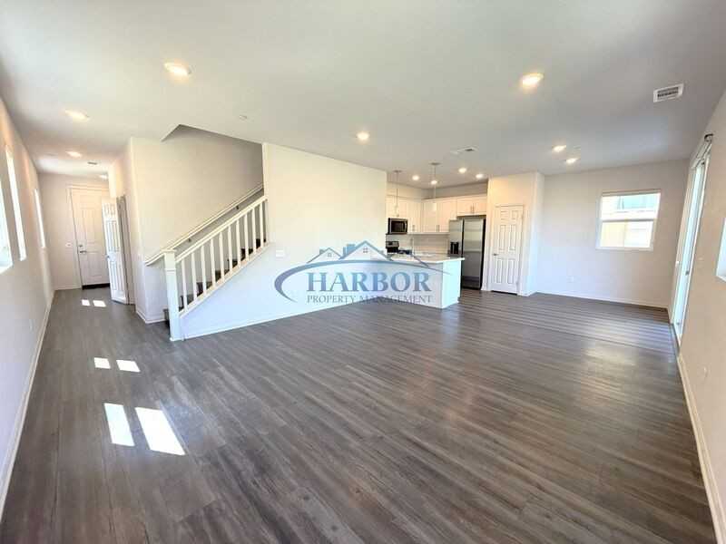 11812 Vienna Ln - Photo 3 of 17