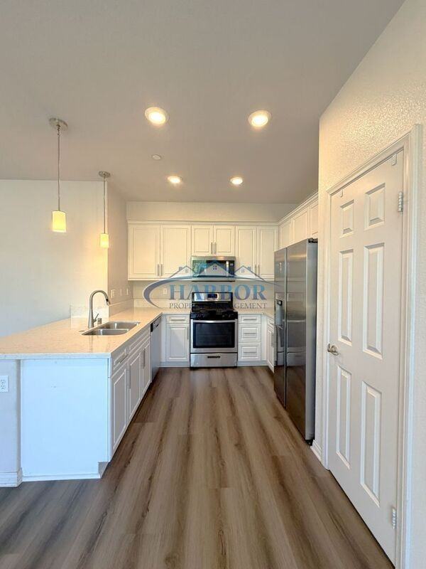 11812 Vienna Ln - Photo 4 of 17