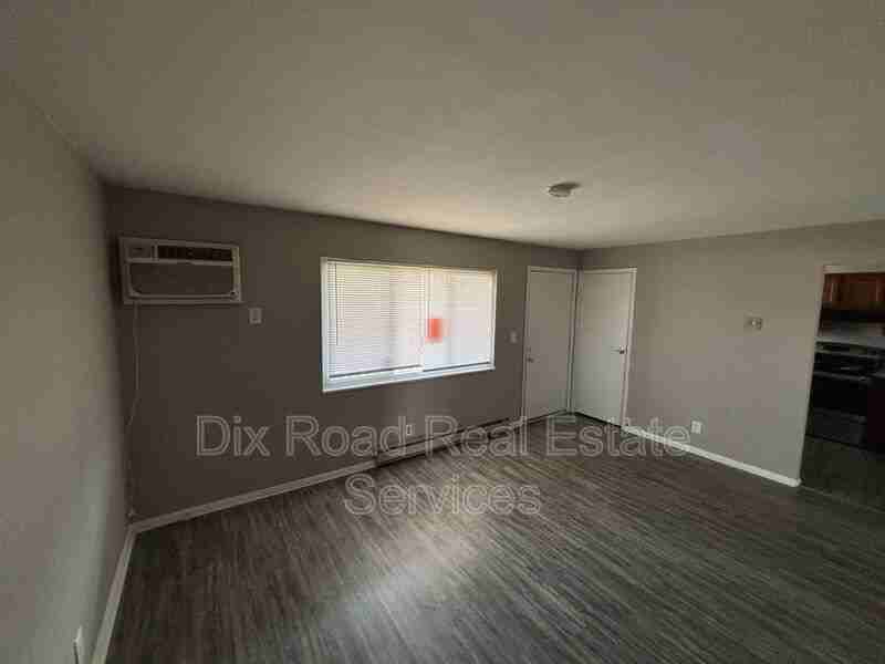 414 Mars Dr #5 - Photo 7 of 22