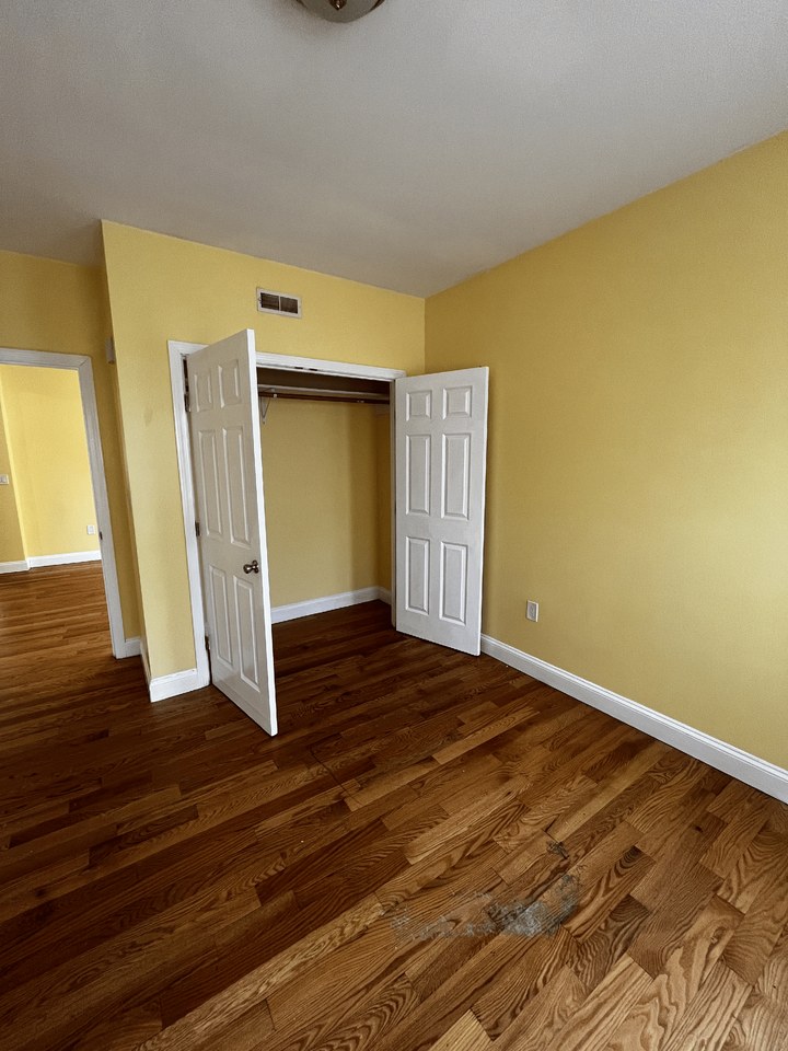 126 Armandine St #2 - Photo 6 of 13