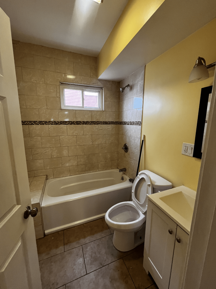 126 Armandine St #2 - Photo 7 of 13