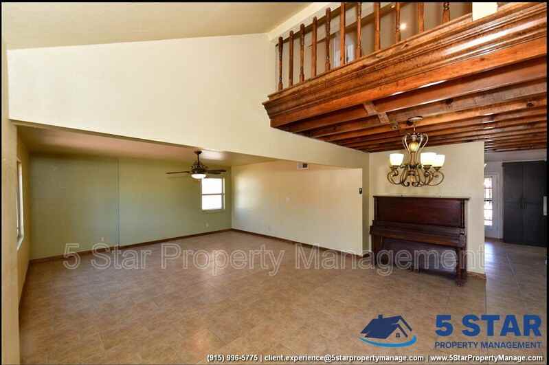 908 Bolivia St - Photo 7 of 47