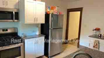 featured image of 1247 Chartiers Ave