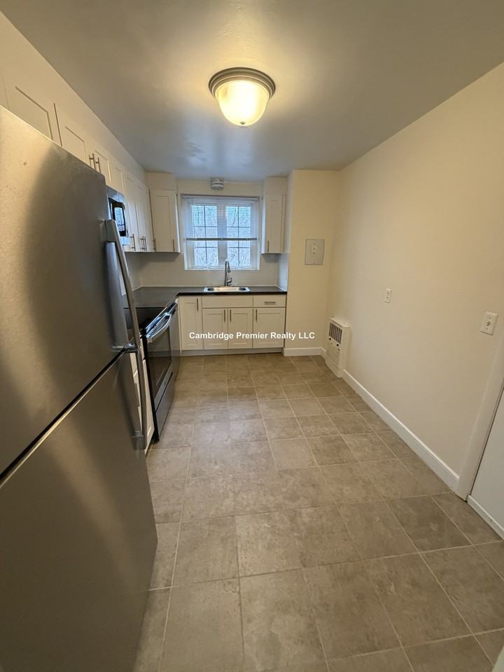 Captain Parker Arms #21 - Photo 6 of 12