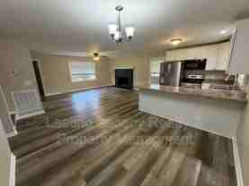 179 Canterbury Dr - Photo 1 of 1