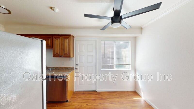 623 F St #4 - Photo 7 of 41