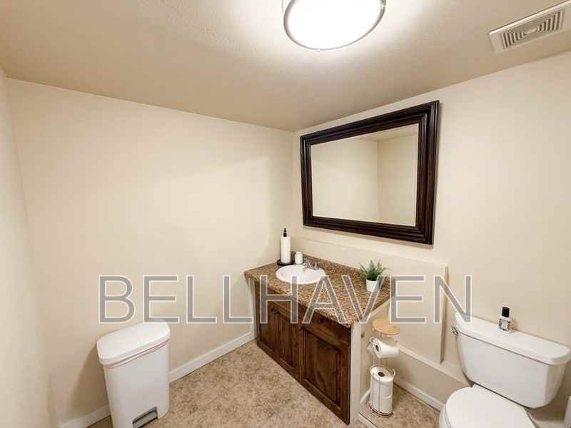 134 W Main St - Photo 5 of 6