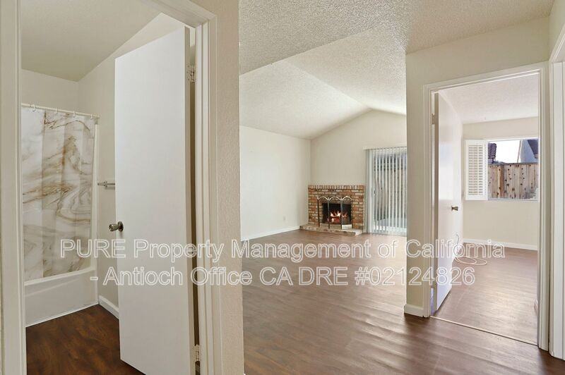 2433 Sequoia Dr - Photo 4 of 29