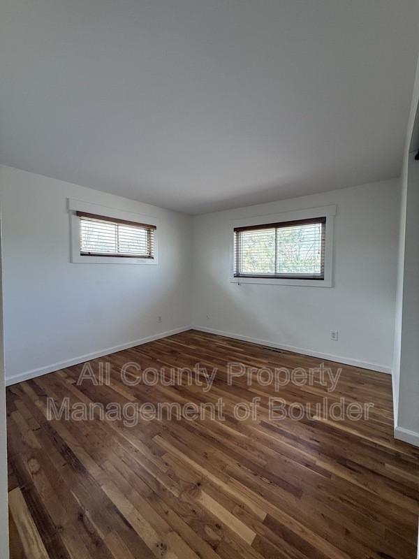 1809 S Pratt Pkwy - Photo 7 of 23