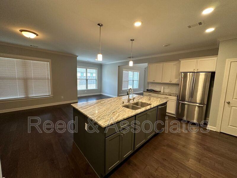 12538 Caymus Ln - Photo 4 of 11