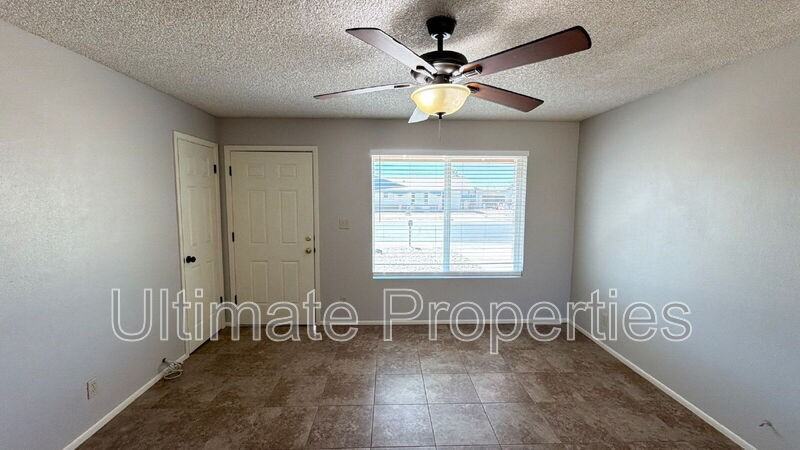 7210 W Turquoise Ave - Photo 3 of 12