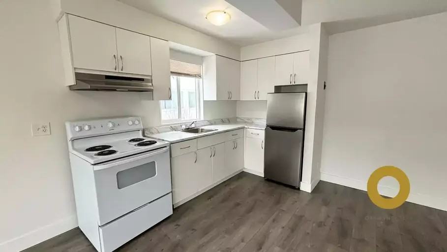 6831 Arcola St #101 - Photo 3 of 9