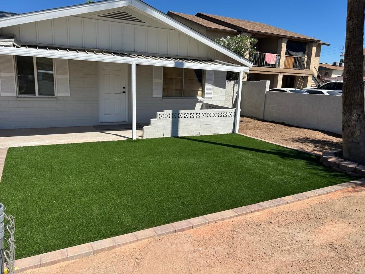 726 E 3rd Ave - Photo 3 of 26