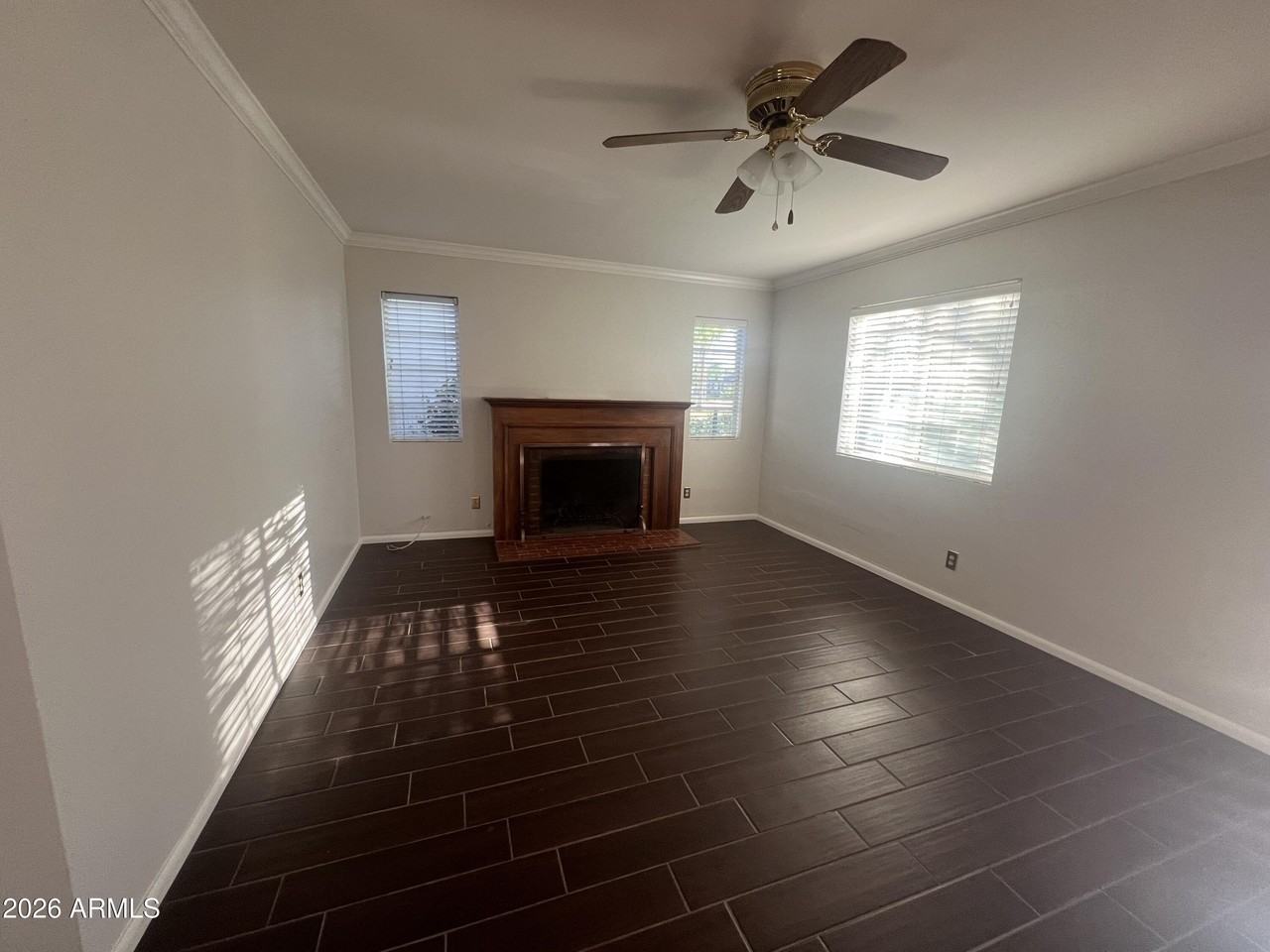 3009 N 16th Ave - Photo 4 of 28