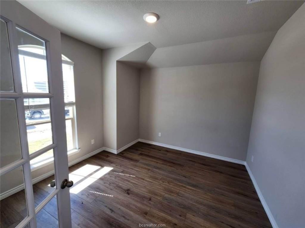 6351 Darlington Ave - Photo 2 of 12