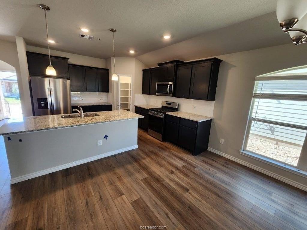 6351 Darlington Ave - Photo 3 of 12