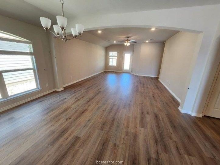 6351 Darlington Ave - Photo 4 of 12