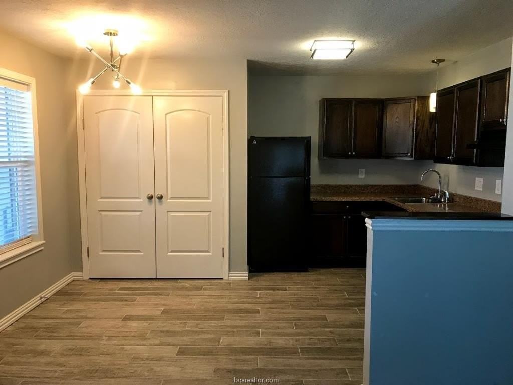 3304 Lodgepole Cir - Photo 4 of 10