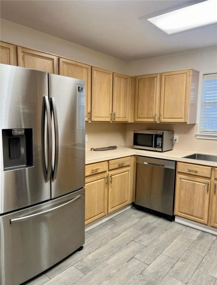 13970 Ketch St - Photo 5 of 17