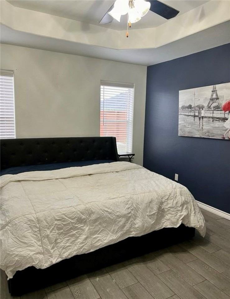 13970 Ketch St - Photo 7 of 17