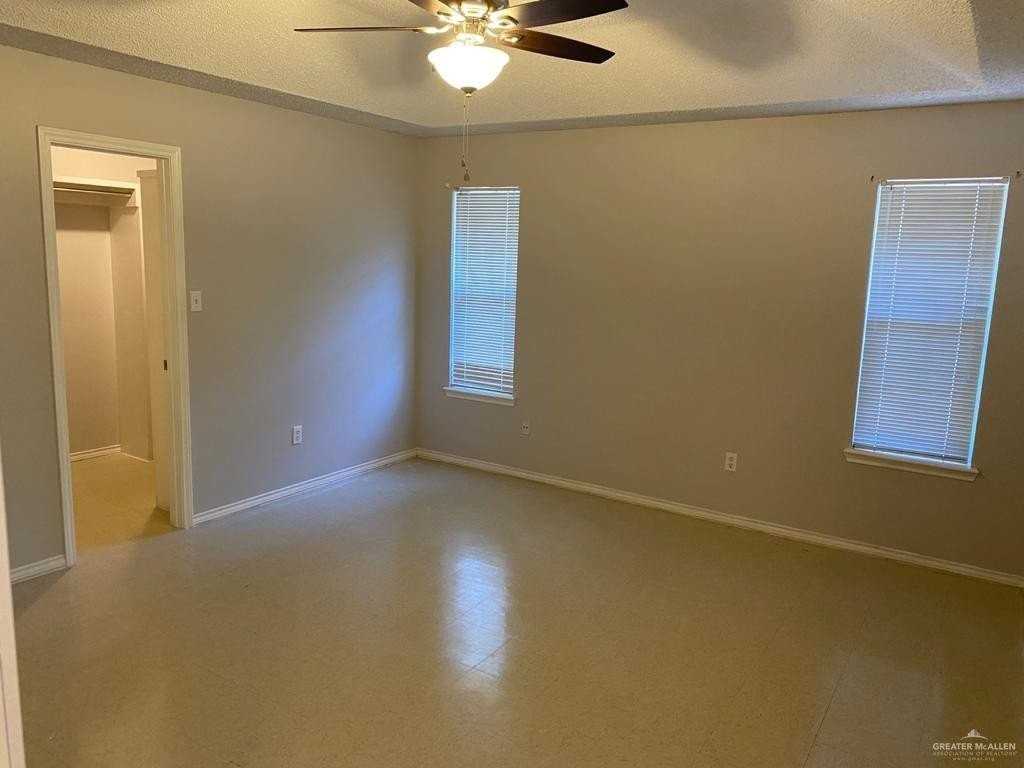 712 Nightingale Ave Apt C - Photo 6 of 10