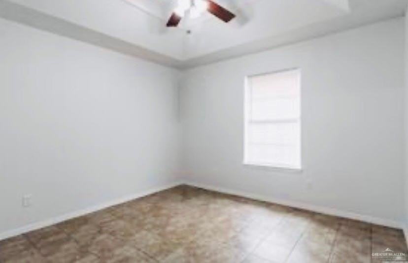 241 E 19th St #3 - Photo 5 of 10