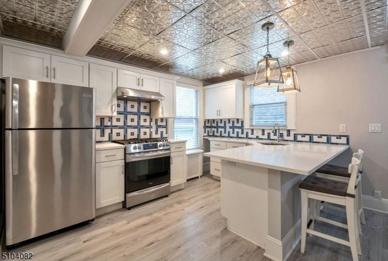 204 Forest St Unit 2 #2 - Photo 4 of 29