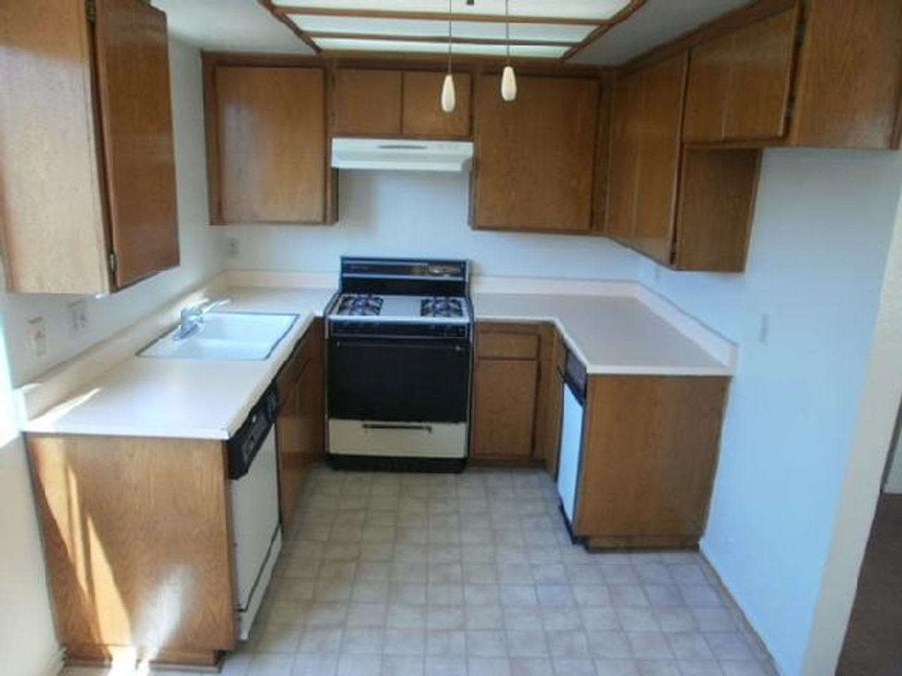 14501 Cerise Ave. - Photo 5 of 14