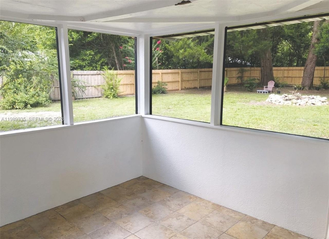 18780 Nw 238th St - Photo 6 of 7