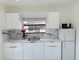 706 W 40th Pl - Photo 1 of 1