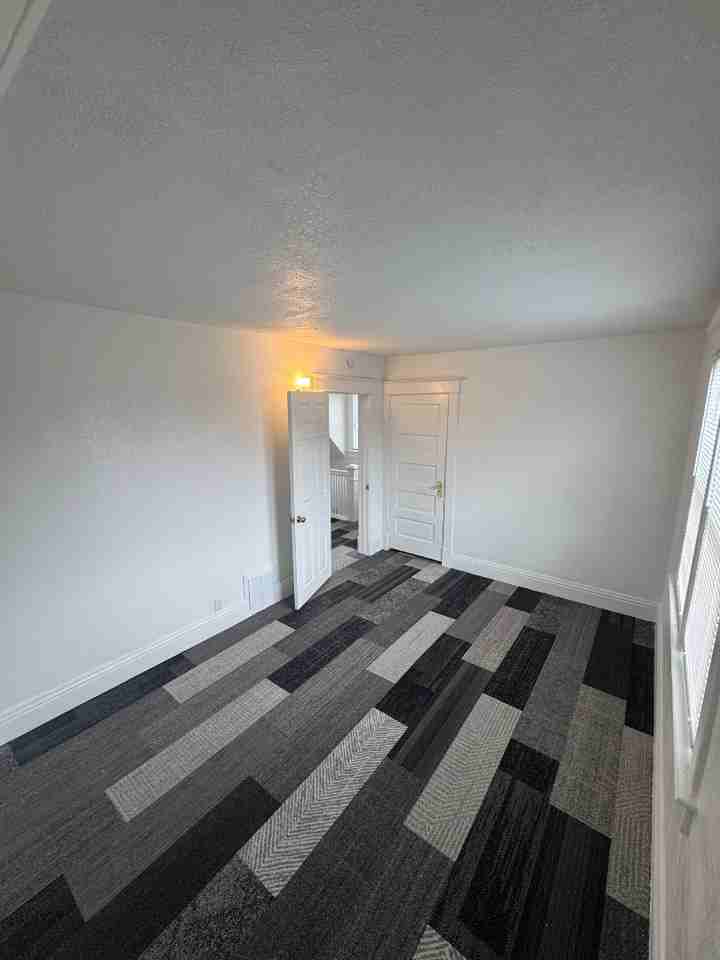 1420 Okema St - Photo 7 of 11