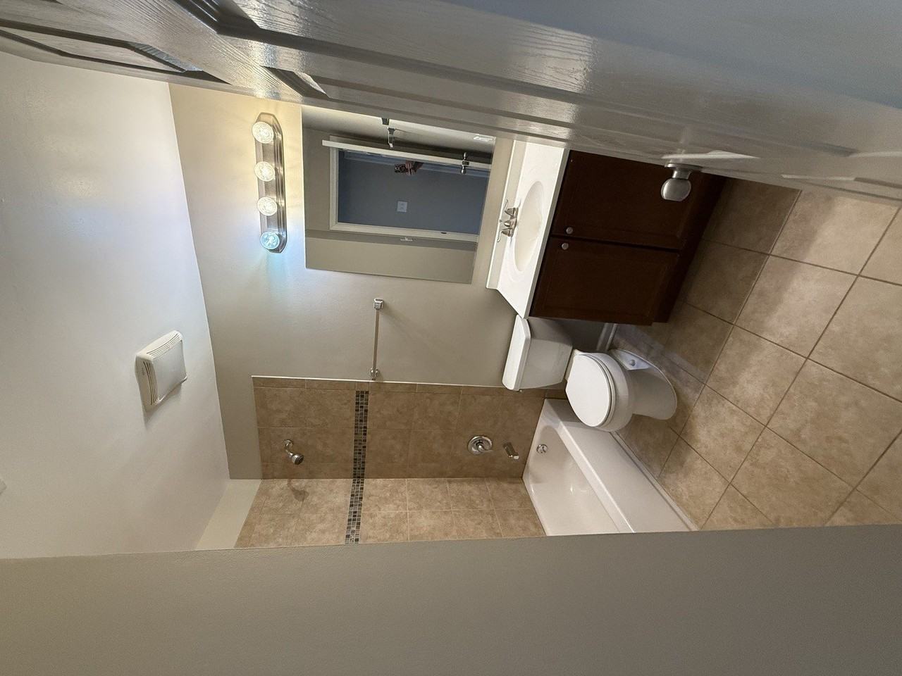 9104 Lincoln Ct Apt 203 - Photo 6 of 8