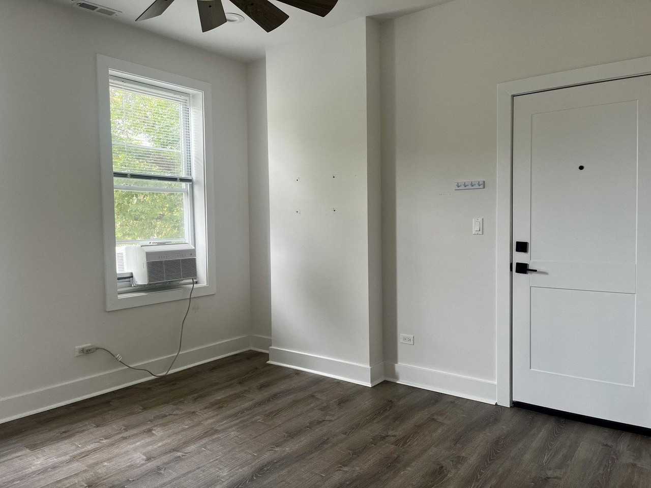 5315 N Damen Ave Unit 2 - Photo 5 of 16