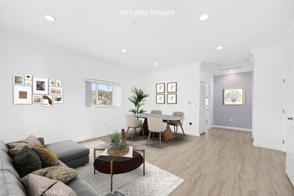 2218 Laverna Ave - Photo 4 of 12