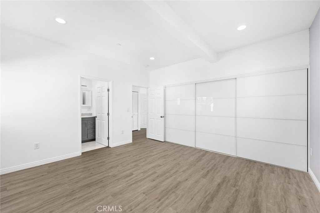 2218 Laverna Ave - Photo 7 of 12