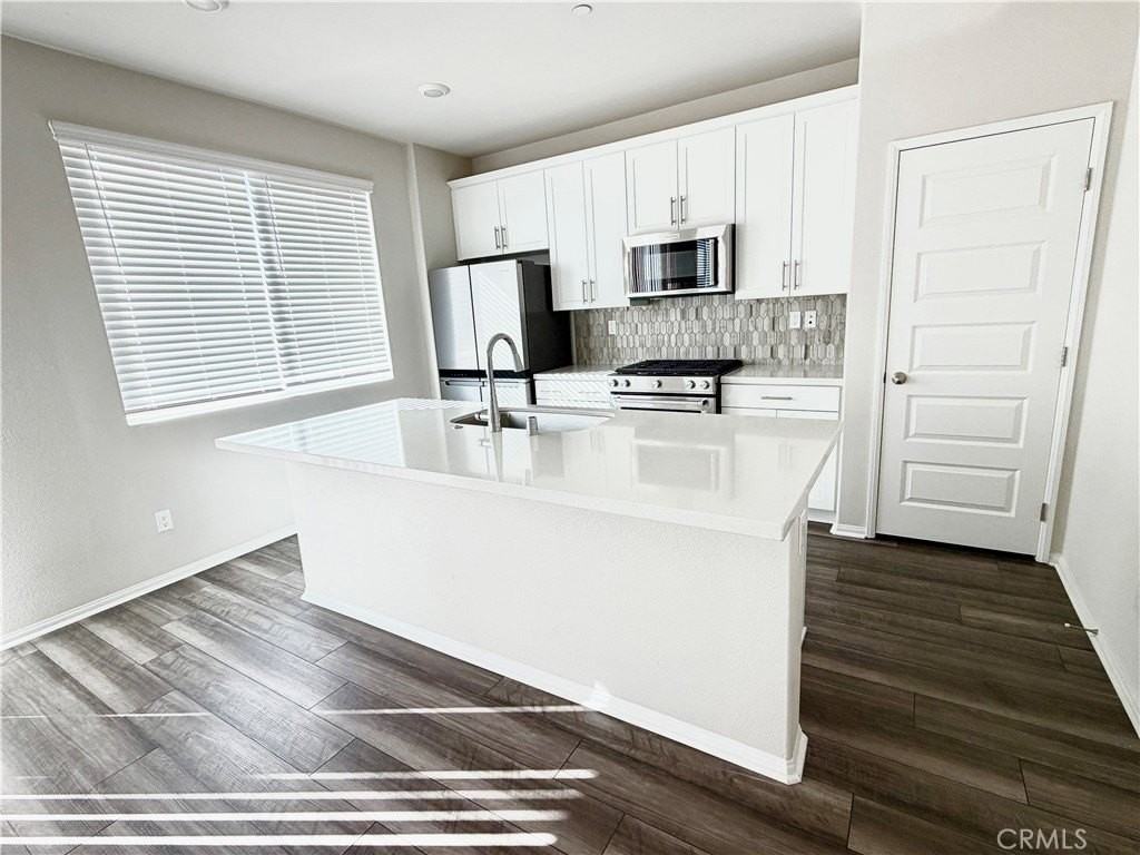 2872 S Schmidt Privado - Photo 2 of 11