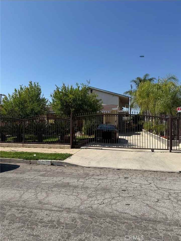 125 N Greenwood Ave #A - Photo 2 of 16