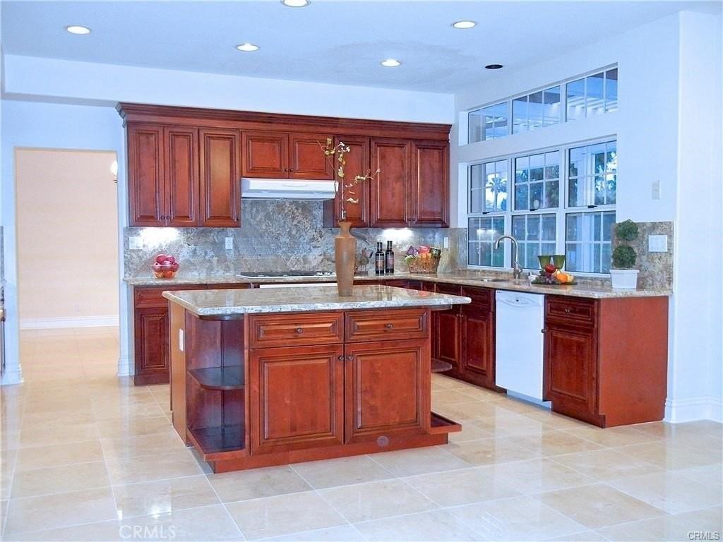 12190 S Riviera - Photo 3 of 21