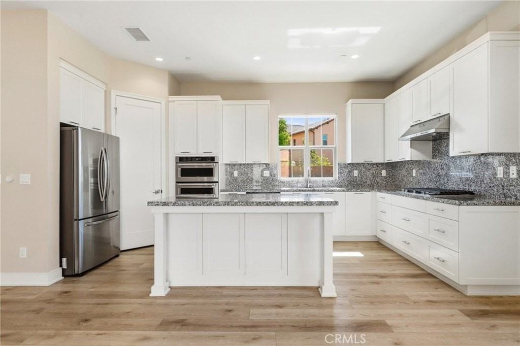 131 Halworth - Photo 7 of 38