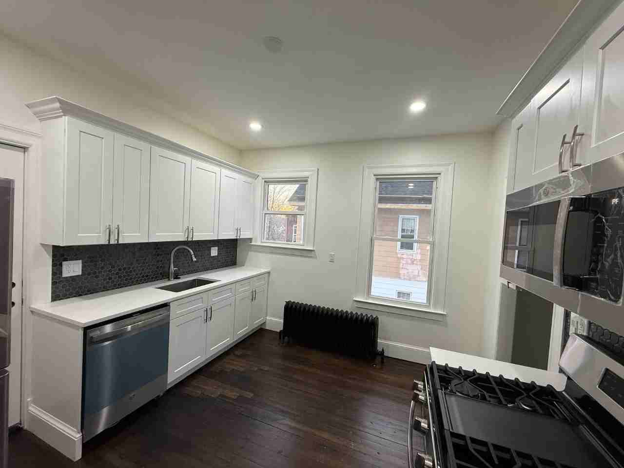 63 Ashford St - Photo 2 of 18