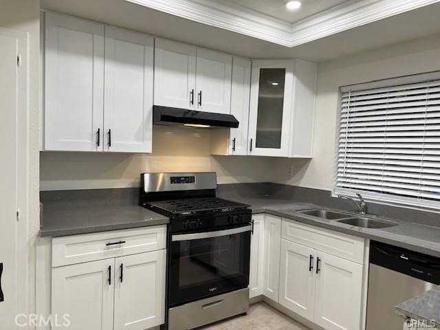 13772 Euclid St #3 - Photo 6 of 15