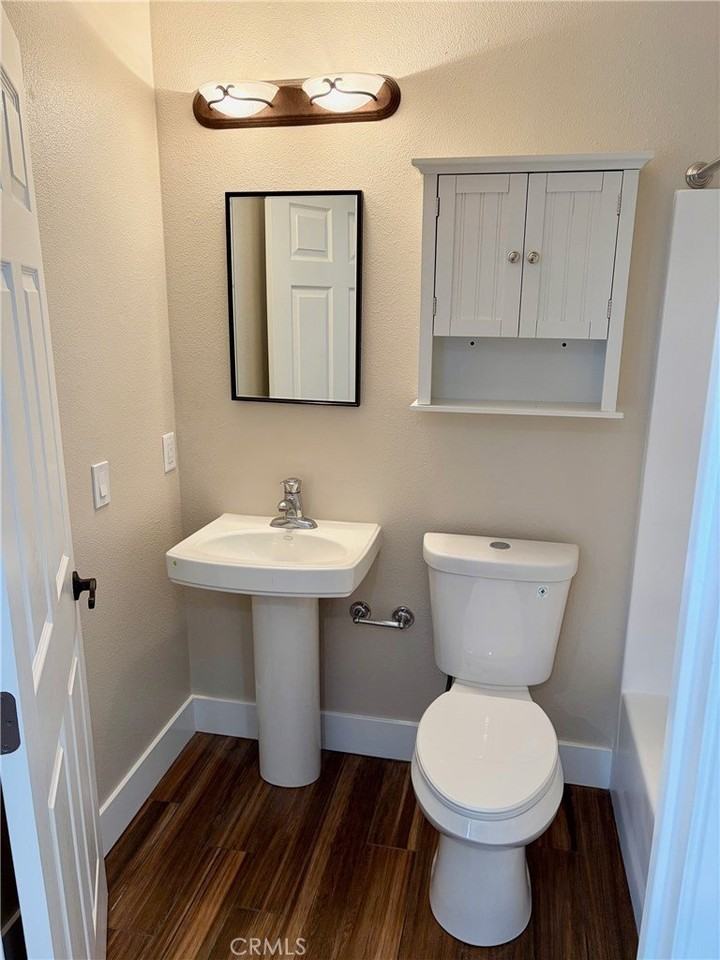 23922 Conesgtoga Avenue - Photo 6 of 16